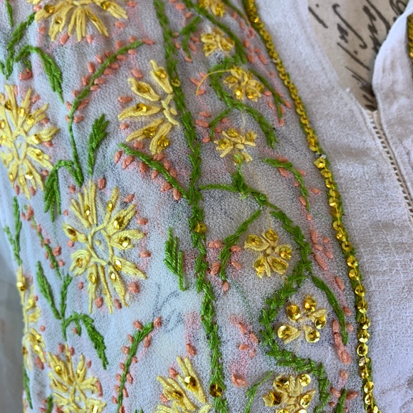 HAND MADE - Picture 2 of 4